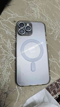 ايفون 13 pro max   نضيف جدا  للبيع 07747064711