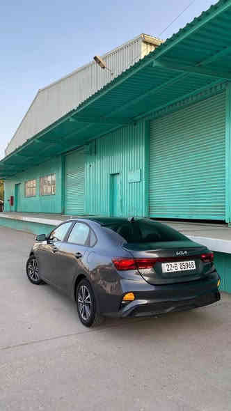 السلام عليكم
السعر 140 ورقه
فورتي وارد امريكي موديل 2022
بدون ارباك
حادثه بابتين ومبدلات نفس لون 
وهنا صار بيه طخه بنفس باب شبر منه وشويه من جاملغ 
محرك الفين دوش 
فول تحكم استيرن كشنات جلد 
رادارت 360 درجه
ثلاث انظميه قياده 
رقم اربيل باسم شركه تريد تحويل او وكاله
سنويه لل 27 تسقط
هـ:*********** بغداد
