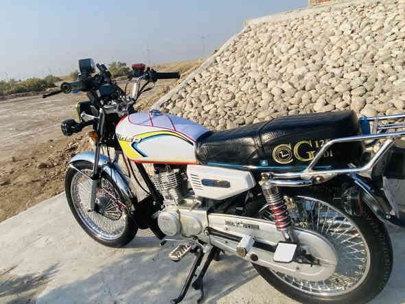 تايكر موديل 25اوراق دراجه مكفوله السعر 760وبيه مجال ***********
