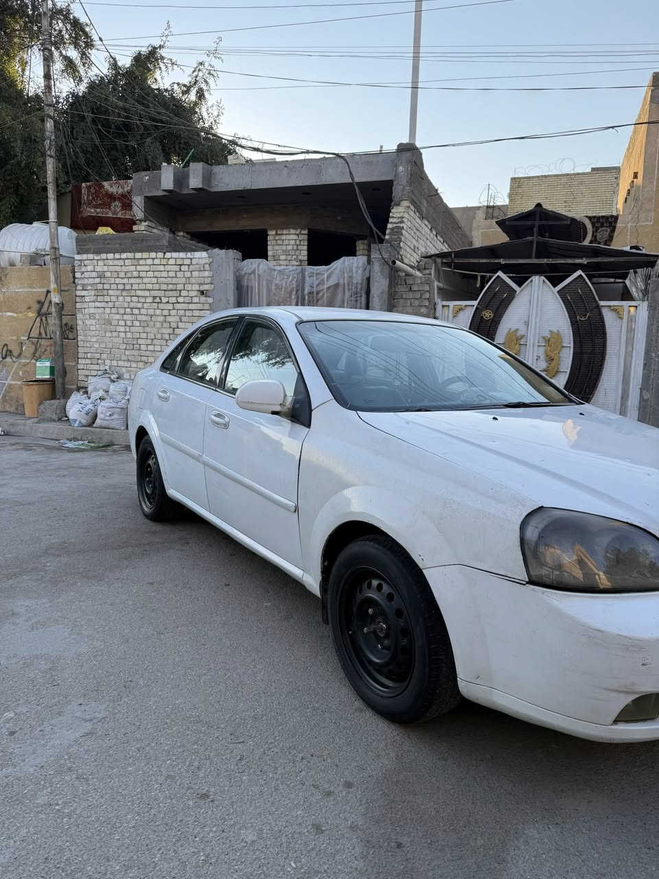 سلام عليكم اوبترا 2010 سياره بلاديه كله بس بيه صبغ بجاملاغات الاماميه فقط ً سياره كير مكينه حداديه كله خير من الله سعر 75 وبيه مجال ***********
