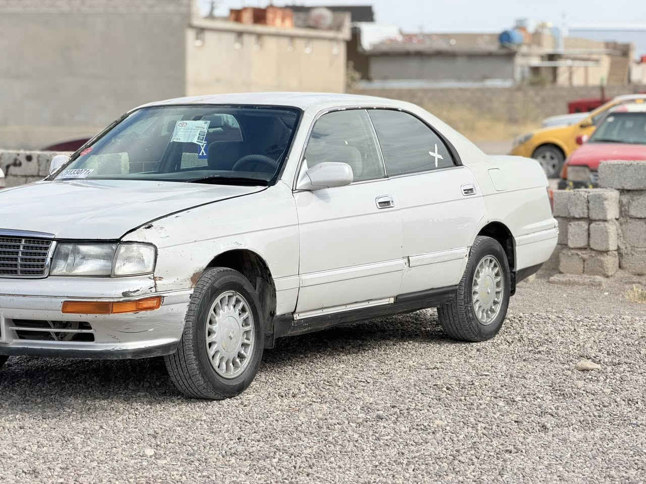 السلام عليكم
تويوتا كراون بطة موديل 1994 منفصل رقم نينوى الماني سنوية لغاية 2029 شرط التحويل
كير ومحرك شرط مشدودات جديد محرك قبق اسود 
طخم تايرات نظيف وحدادية خلفي امامي جديد 
دبل ولوي أصلي ..جوم كرستال ..داخلها نظيف حيل 
السيارة مگصوص تكم فقط …….
ترهم مراوس حسب القناعة 
السعر 38$ وبيها مجال بسيط 
وترهم مقدمة 20 ورقة والباقي قسط او مدة 
للاستفسار ***********
