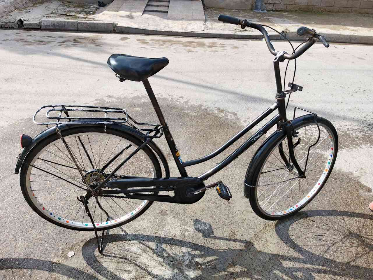 للبيع عبد الحليم السعر 80  حجم 26 ولن اسود التواصل خاص


**إذا كنت صاحب هذا الإعلان وتريد حذفه لأي سبب، رجاءا أرسل رسالة إلى الدعم الفني**