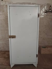 لوكر للبيع 07707633591