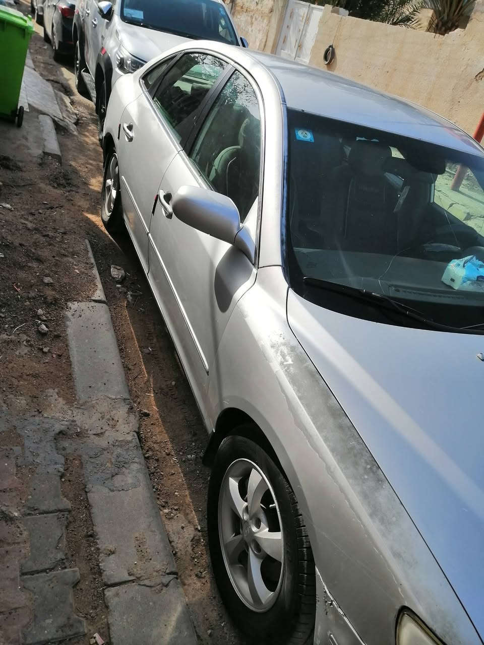 السلام عليكم للبيع ازيرا موديل ٢٠٠٧ بإسمي جاهزه للاتصال *********** ***********
