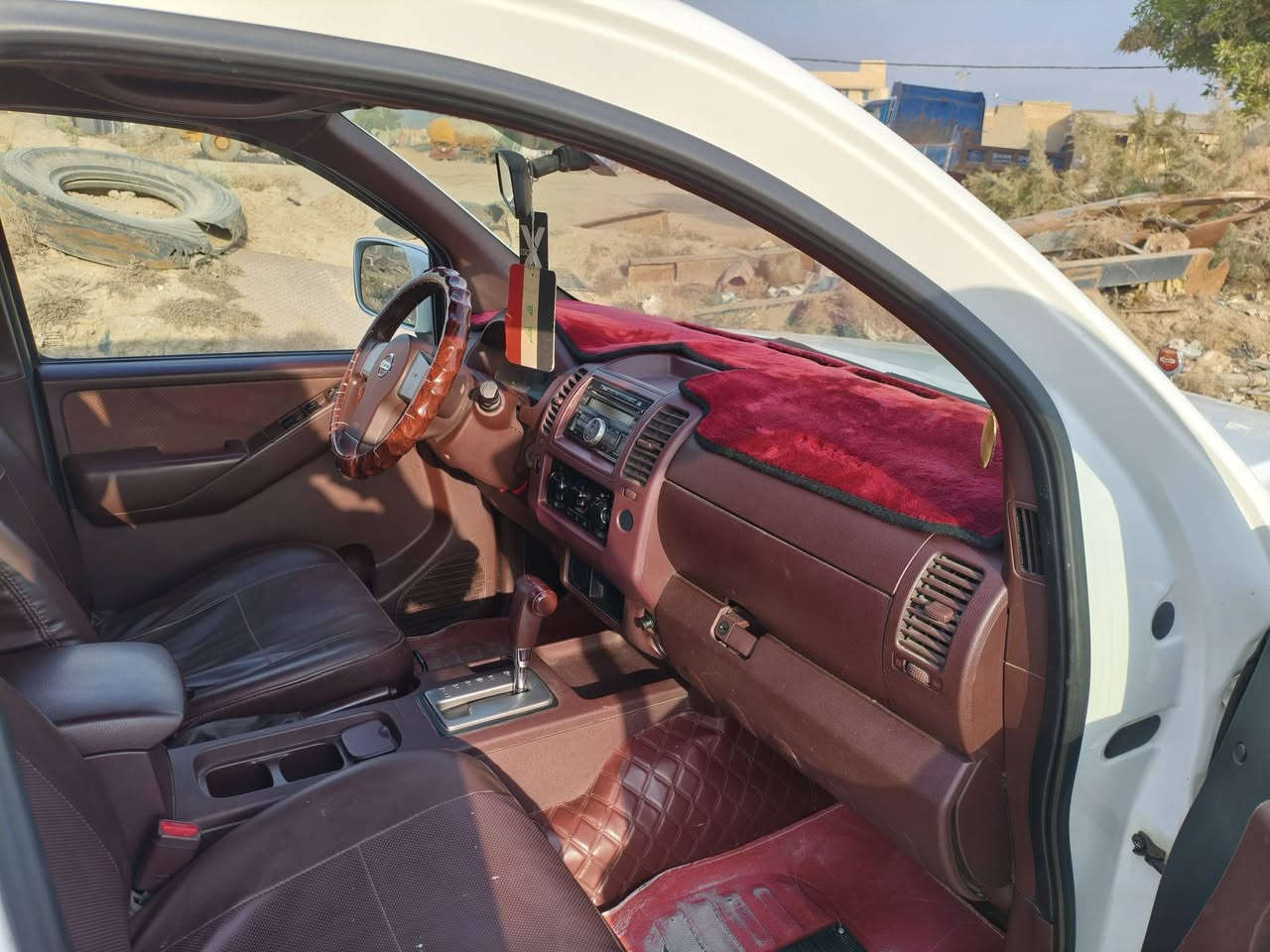 نيسان نيفارة  مديل 2012 مكفولة كفالة عامه العنوان المثنى قضاء الخضر اتصال على الرقم ***********  السعر 130 قفل
