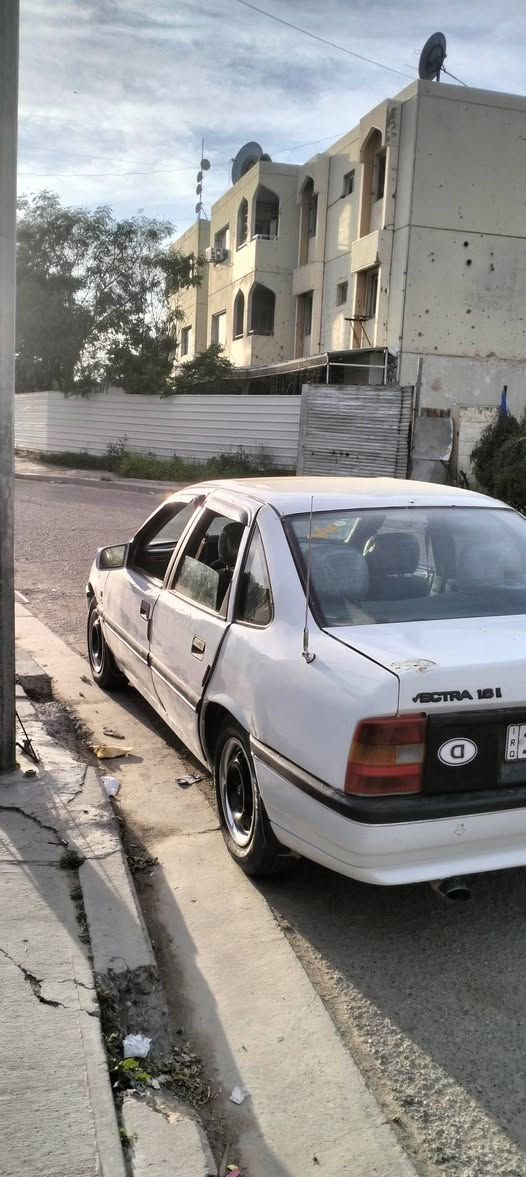 بسبب الوعود الكاذبه 
السلام عليكم فكترا ٩١ محرك ١٦ محرك بي خيط تبخير 
سياره مثل مموضح بصوره بيها (خياسات ) للشراي فقط 
رقم بغداد تحويل مباشر للشراي فقط 
اتصل او واتساب مازنجر ما متواجد السعر اتصل وتعال شوف وبيك خير وتدلل رجاءاً المو شراي لايتصل ويتعبني 
***********

