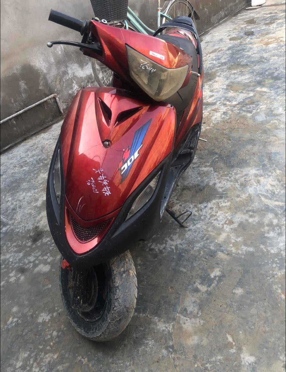 ماكس ثعلب سرعه ١٤٠ للبيع سعر ٢٠٠  عنوان المفرق  رقمي ***********
