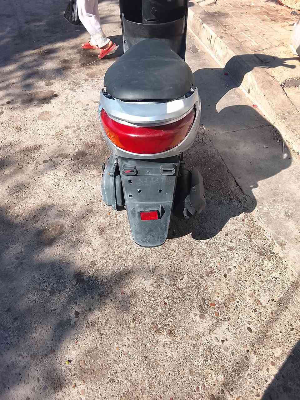 سلام عليكم دراجه بريز كلهه شغاله مكينه سلف هندر سعر 350قفل عنوان الشعب ***********
