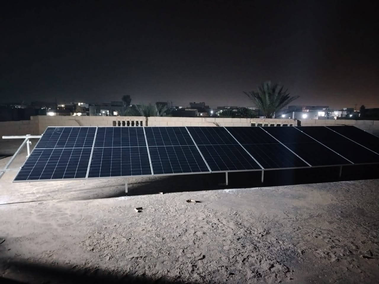 بفضل الله وبحمده قامت كوادر شركتنا (شركة المهندس للطاقة الشمسية) بنصب منظومة طاقة شمسية منزلية لأحد زبائن شركتنا
العرض الاقوى تحطيم الاسعار 🔥 🔥 🔥 🔥 🔥 🔥
العرض الاول 🔥 🔥 🔥
السعر : 4،400،000 نقدا
السعر : 5،400,000 قسط 
القسط الشهر 300 الف فقط
القدرة : 20 نهاري و 15 ليلي 
الألواح: 620 واط ضمان 15 سنة  عدد 8
البطارية: ليثيوم حجم 15 كيلو واط ضمان 5 سنة
الانڤيرتر :  حجم 6 كيلو مع واي فاي مدمج ضمان 2 سنة 
العرض الثاني 🔥 🔥 🔥
السعر :  3,3750,000 نقدا
السعر :4,750,000 قسط
القسط الشهري 263 الف فقط
القدرة : 10 نهاري و 10 ليلي 
الألواح: 610 واط ضمان 15 سنة  عدد 5
البطارية: ليثيوم حجم 10 كيلو ضمان خمس سنوات
الانڤيرتر :  حجم 6 كيلو مع واي فاي مدمج ظمان 2 سنة
العرض الثالث 🔥 🔥 🔥
السعر : 3.000،000 نقدا
السعر : 4,000,000 قسط 
القسط الشهري 222 الف فقط
القدرة : 10 نهاري و 7 ليلي 
الألواح: 620 واط ضمان 15  سنة عدد5
البطارية: ليثيوم حجم 7 كيلو ضمان خمس سنوات
الانڤيرتر : حجم  4 كيلو ضمان 2 سنة 
العرض الرابع 🔥 🔥 🔥
السعر : 2،500،000 نقدا
السعر : 3,500,000 قسط
القسط الشهري 223 الف فقط
القدرة : 8 نهاري و 5 ليلي 
الألواح: 620 واط ضمان 15 سنة  عدد 4
البطارية: ليثيوم حجم 5 كيلو ضمان خمس سنوات
…………………………………………
المنظومات الحامضية  
العرض الاول  🔥🔥🔥
السعر: 2.500.000 نقدا 
السعر: 3.500.000 قسط 
القسط الشهري 223 الف فقط 
القدرة: 9نهاري و6 ليلي 
الالواح : 620 واط ضمان 15 سنة عدد 4 
البطارية: اوكايا 200امبير c10 عدد 2 ضمان 1 سنة 
الانڤيرتر : حجم 4.2KW ضمان 1 سنة 
العرض الثاني 🔥🔥🔥
السعر: 1.750.000 نقد 
السعر: 2.500.000 قسط 
القسط الشهري 166 الف فقط 
القدرة: 7 نهاري و 3 ليلي 
الالواح: 620 واط ضمان 15 سنة عدد 3 
البطارية : اوكايا 200 امبير c10 عدد 2 ضمان 1 سنة 
الانڤيرتر : 4.2KW ضمان 1 سنة 
 #شركة #المهندس #للطاقة #الشمسية 
كركوك - الحويجة - شارع المشاتل قرب جامع كامل الحاج صكر مجاور شركتي الدليان والصبحي للحجم والعمرة 

***********
للحجز و الاستفسار
مدير شركة المهندس للطاقة الشمسية  
ربيع سامي الجبوري 
⁨ ***********
مهندس سعد 
***********
انور الفرحان 
مدير المبيعات 
***********
مهندس الصيانة 
عزيز الفرحان 
***********
 عمر الفرحان 
***********
