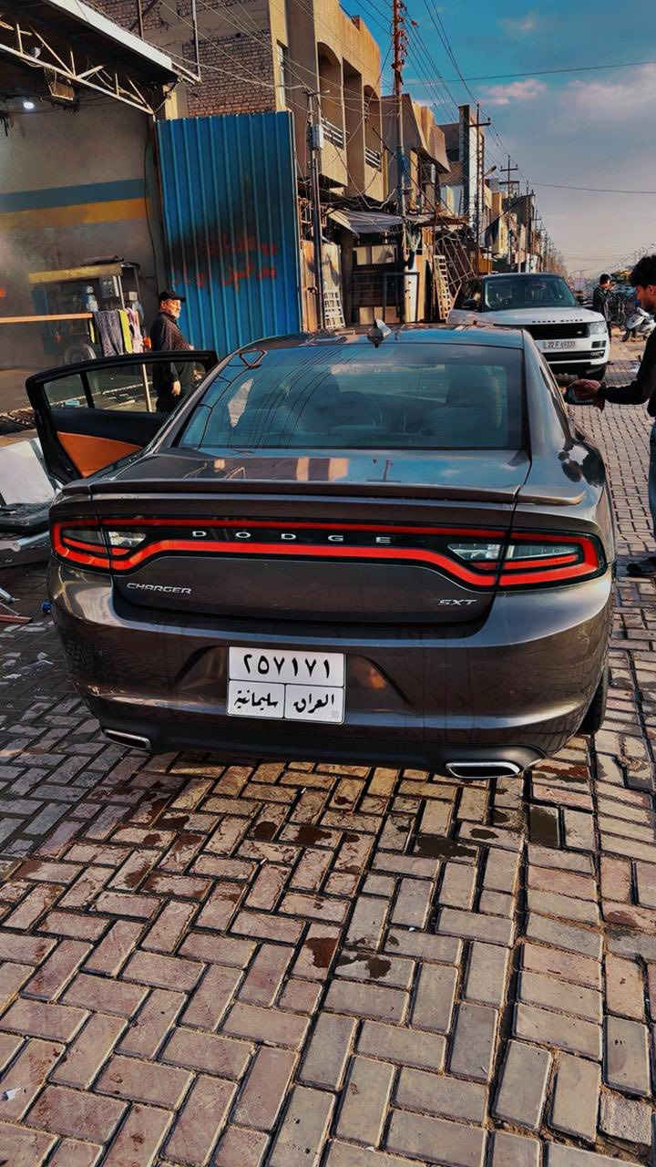 للبيع
سياره جارجر موديل 2017 متروكه من 2017 ماشيه 27 الف حقيقي بيها جاملغ وبنيد رقمها سليمانيه 
رايديها بشده و70 وبيها مجال 
عنوان بغداد الدوره ***********
