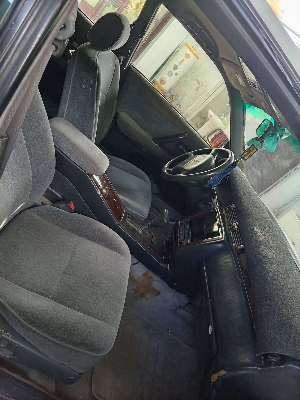 راس الثور للبيع سياره جاهزه موديل 2000رقم انبار سنويه  2027سعر 70وبيها مجال قليل تفاصيل اكثراتصال***********
