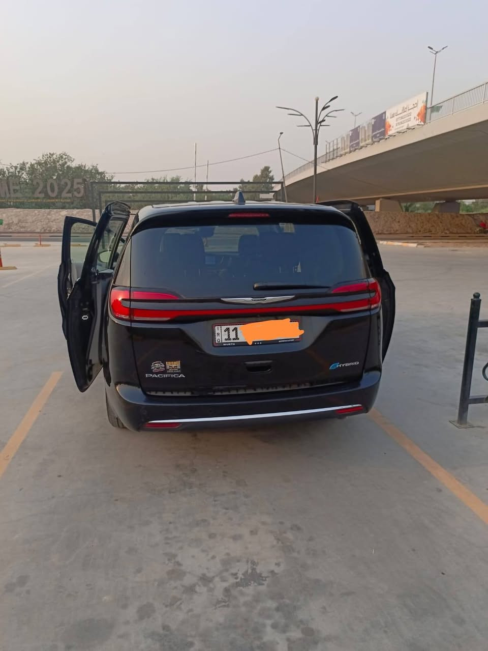 للبيع كرايسلر باسيفيكا هايبرد 2024
📌 ماشية 23 ألف كم
📌 بدون ايرباك وبدون شاصي 
📌 حادث جامَلِغ وبنيد (تصليح جاملغ + بنيد تبديل نفس اللون)
📌 السيارة جديدة
💰 السعر: عند الاتصال
📞 (***********) يوجد وتساب بغداد, العراق
