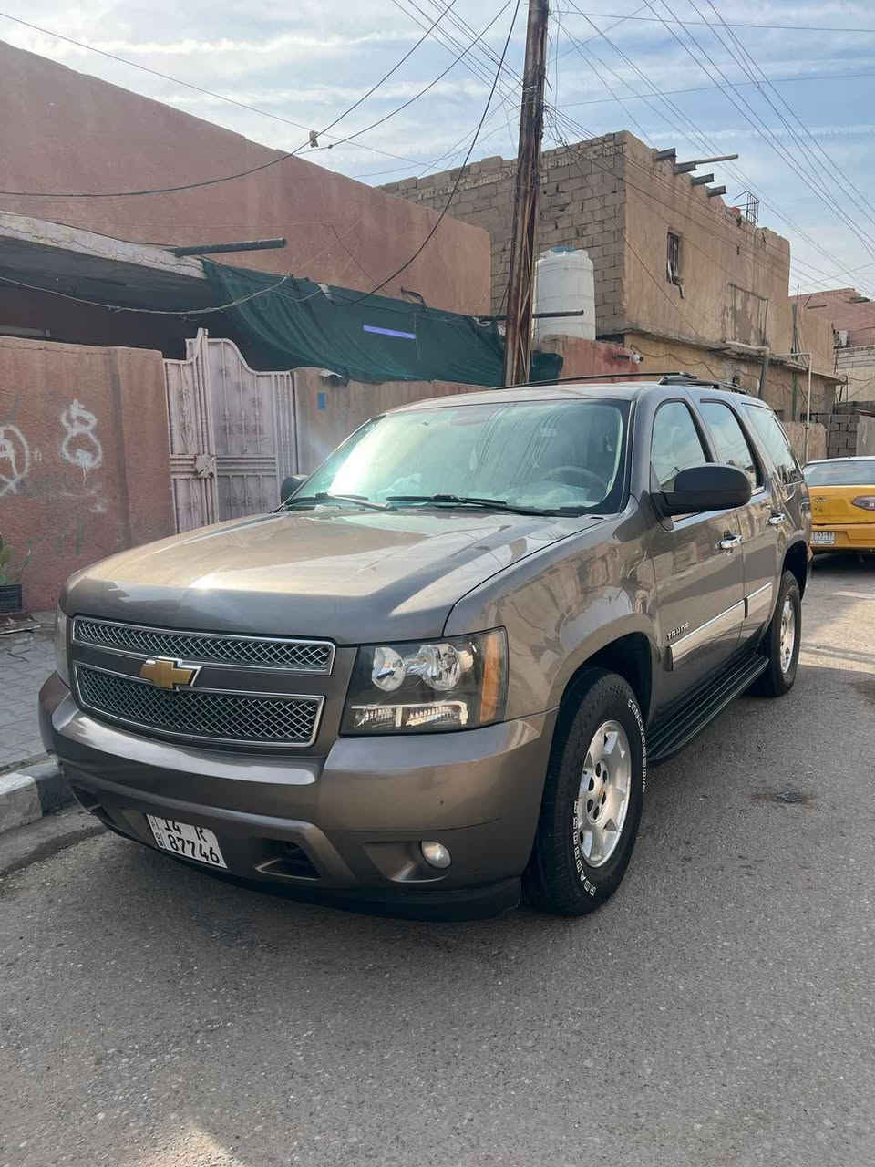 تاهو 2013 السياره بسمي كفاله عامه ماعدا بس المدكر الايمن بي صبغ لا مفتوح ولا بي دك جاكوج صار بي شخط مال ستوته وماراح بالكارت سياره طخم تاير جديد باتري جديد حداديه جديده السعر 258 وبيها مجال
*********** البصرة, العراق
