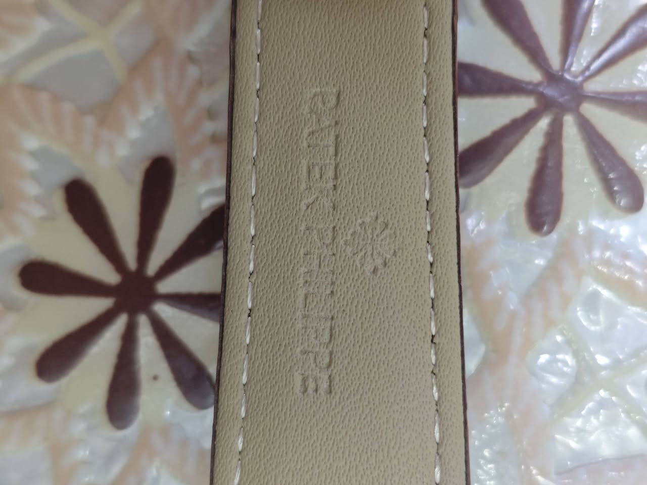 اول تم 35 وبركه
باتك فلب مختمه من كل مكان سير جلد أصلي


**إذا كنت صاحب هذا الإعلان وتريد حذفه لأي سبب، رجاءا أرسل رسالة إلى الدعم الفني**