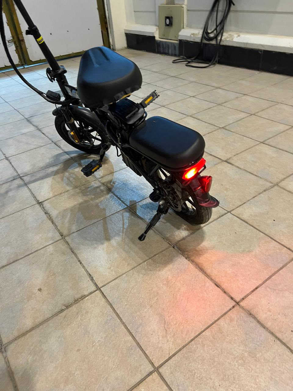 راجه شحن حجم 10 جديد مستعمل شي بصيط بطارية ليثيوم السعر 250 مجال بسيط
التواصل ع الارقم وبي وات ساب
  رقم الهاتف ‭0782 150 0230‬
ملاحظه / مكلف بالنشر
