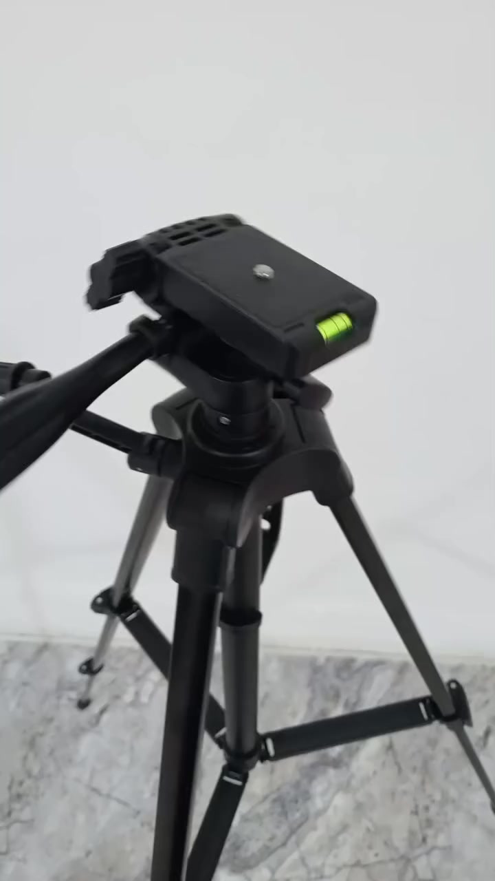 سلام عليكم شباب عندي هاي تلسكوب بس ستاند مالته للتصوير فد شي موضح بلفيديو خاص مفتوح


**إذا كنت صاحب هذا الإعلان وتريد حذفه لأي سبب، رجاءا أرسل رسالة إلى الدعم الفني**