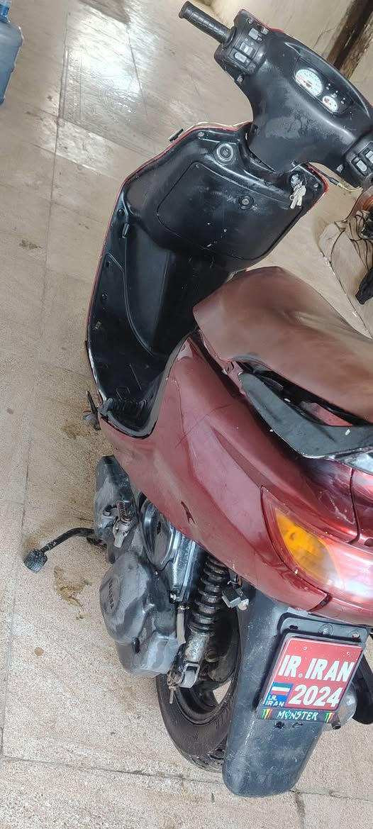 السلام عليكم فراشه نثيه كلشي بيهه  شغال مكينه مامفتوحه نعومه شلعه ومعدل خير من الله مكان ديوانيه حي الجامعه ***********
