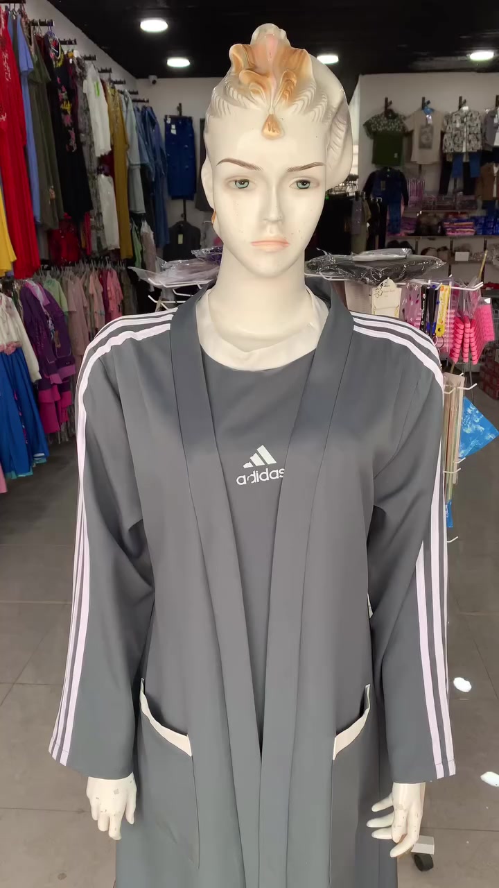 صايه صيفيه رياضية + كيلوت مع تشيرت صيفي .. خامة باردة ممتازة جداً .. متوفر عدة ألوان مميزة.🎨

🚙 توجد خدمة توصيل.

📍مجمع الريان .. طريق سنجار / عنانه .. قريب على ملعب سنجار.🏟️

#مجمع_الريان_سنجار
#explore
#اكسبلور
#fashion
#العراق


**إذا كنت صاحب هذا الإعلان وتريد حذفه لأي سبب، رجاءا أرسل رسالة إلى الدعم الفني**