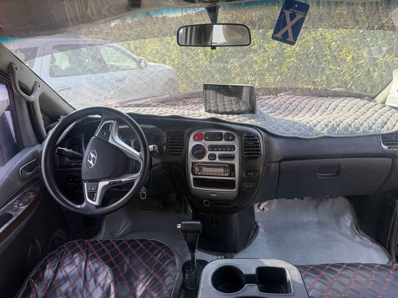 السلام عليكم
ستاركس موديل 2007
مسكر اوتماتيك
السياره كفاله من ناحيه مكينه وكير وكهربائيات وتخم تايرات والبدي شوف العين والسياره مابيها اي ضربه 
ورقم انكليزي بااسمي مصفرة هيئه وغرامات تحويل

المكان البصرة
 السعر 87 وبيها مجال

رقم الهاتف ***********
