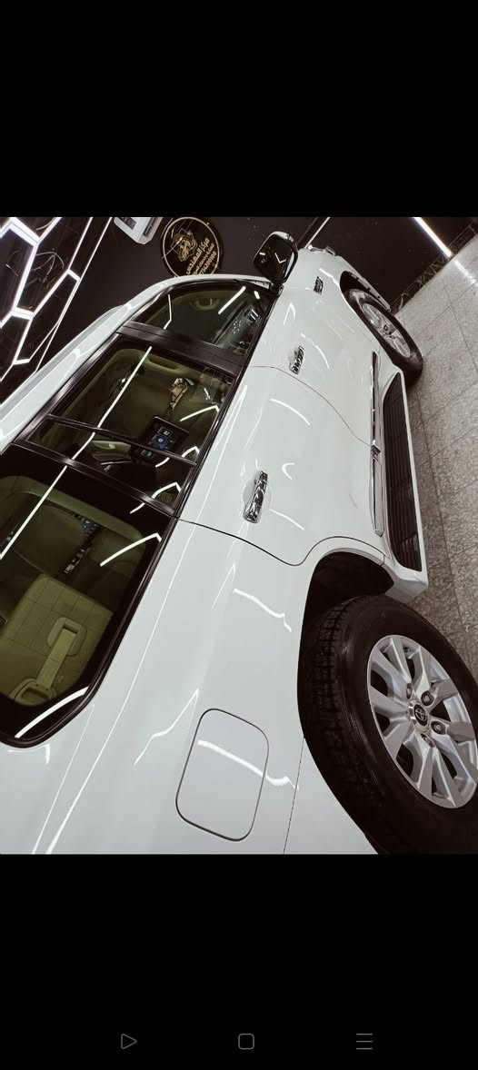 سلام عليكم
لاندكروز 2018 بغداد 
ساز باب أول وايت اديشن اصلي 
مكفوله كفاله عامه 
ماشيه 107حقيقي 
السياره جديده 
للستفسار ***********
غير متواجد على الفيس
