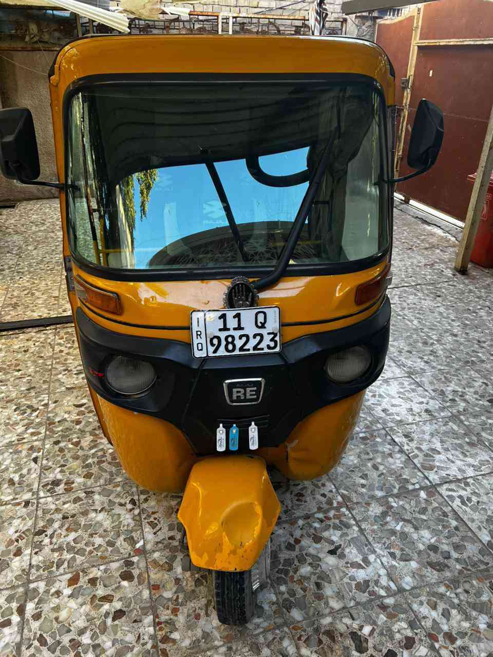 السلام عليكم... تكتك باجاج للبيع موديل 2019 شهر 12 رقم انكليزي وسنوية التكتك حلوه و نضيفهه جاهزه السعر (ب6 و600... للاستفسار الاتصال على الرقم ( *********** )
