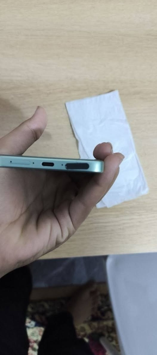 بوكو إكس 7 برو 
ذاكرة 256
كامل ملحقات الجهاز نظيف نظافة 100% 
السعر 330 و بي مجال او مراوس 13 برو ماكس مبدل شاشة أو بطاريه و انطي فرق 
ديالى بعقوبة المفرق 
*********** واتس اب
