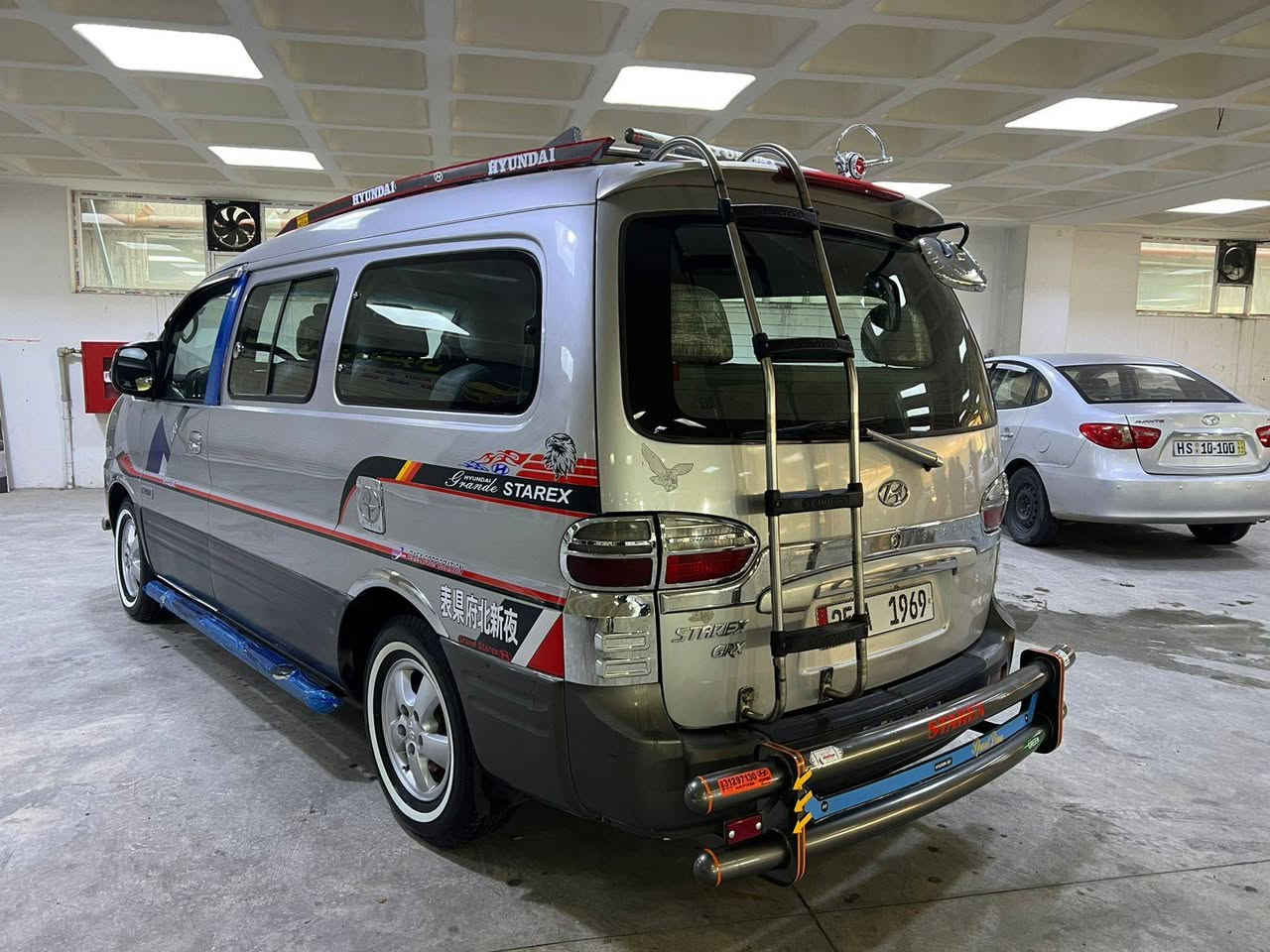 سلام عليكم ستاريكس موديل 2007 مكفوله كفاله عامه محرك مسكر محرك كير اكسل جديده تبريد شغال تتفيه شغال سياره جديده نفسل شريكه شواصيات جديده سياره ما ماشيه سنويه جديده لحد. 2030 بسمي سعر. 120بيه مجال قليل مكان كلار رقم موبايل *********** رقم كورك ***********
