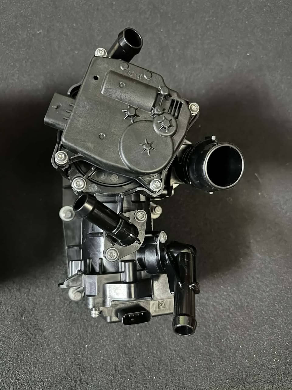 السلام عليكم 

من رخصه الادمن المحترم // 

واتربم جديد وكاله مال ترافرز واكاديا شكل الجديد2024 لل 2026 بعده بالجيس وشرط الفحص, بغداد واتس اب ***********
