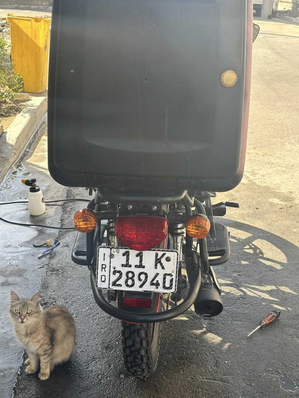 السلام عليكم 

للبيع فقط كفالة عامة جيب فيتر و تعال تاخذهة من باب البيت علمود ظمان اكثر مرقم بغداد انكليزي بسمي شوكت متحب احولك ماشية يمكن 20الف او اقل الله شاهد اروح بيها للمحل و ارجع هذا الصندوك حاطة علمود المسواك و هاي السوالف مكاني بغداد حي الجهاد 2400 وبيها مجال

***********
