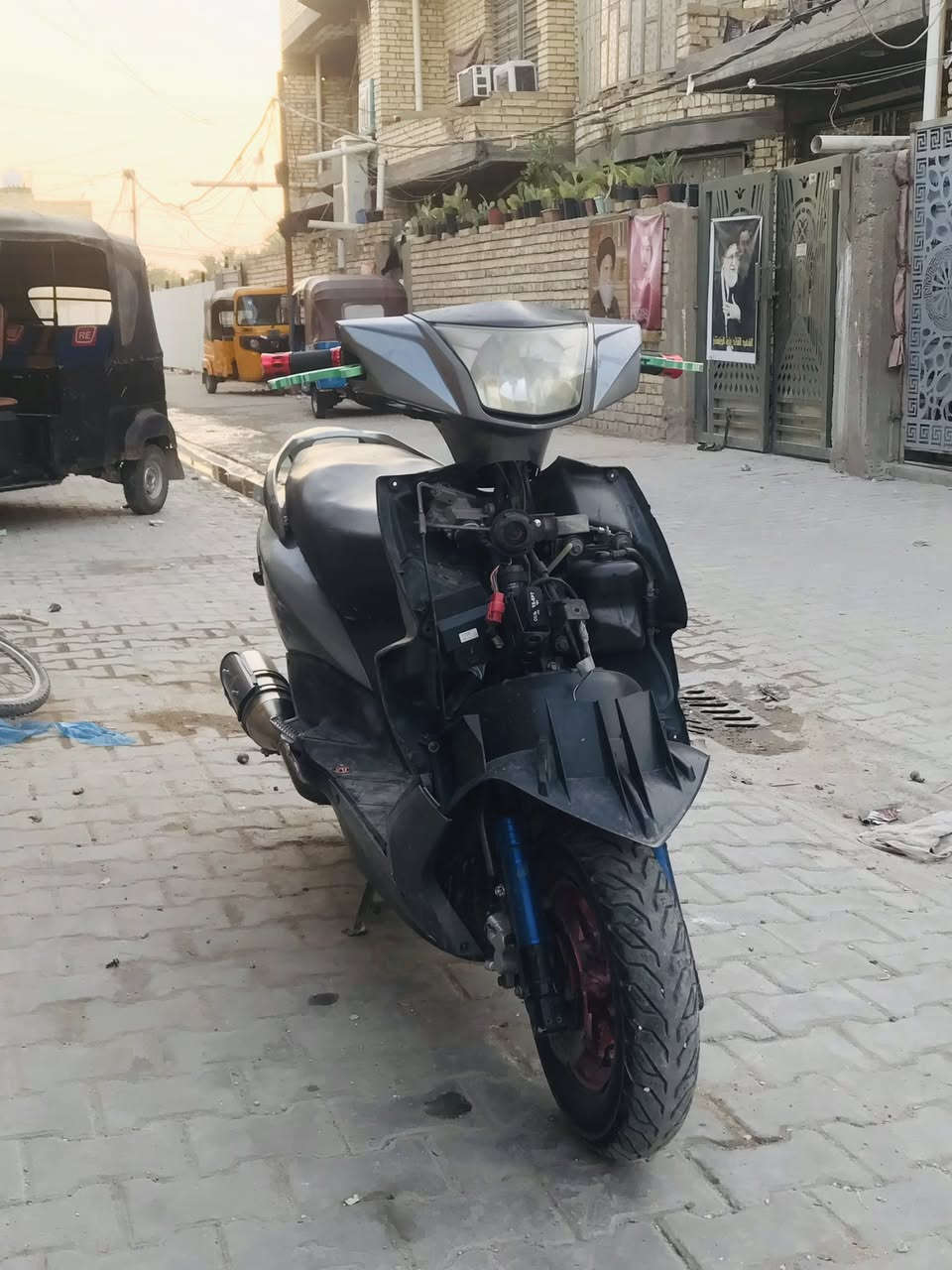 السلام عليكم دراجه جيتي ار للبيع دراجه حلوه مزود
1صالنصه بوري عدل￼ 
2كور ابو السهم
3بوشه 58
4كلجات امامي وخلفيه رياضي 
5صدر رياضي
6دبلات خلفيه رياضي 
7قبق فلاوين رياضي 
8قبق بانزين رياضي 
9قاعد نوزل رياضي 
10قبق كلجات رياضي 
11رقم فحص موقت 
12ستان صفح رياضي 
13تعلاك رياضي سلف 63 رياضي


**إذا كنت صاحب هذا الإعلان وتريد حذفه لأي سبب، رجاءا أرسل رسالة إلى الدعم الفني**