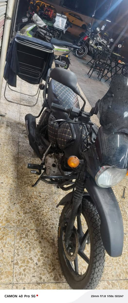 السلام عليكم بوكسر جبلي موديل 23 تجفيت وكاله اوراق اصوليه شرط الترقيم يحتاجله سلف وراجس سلف الدراجه شغاله وخرسه شلعه ومعدل🚀🚀 مكاني بغداد السيديه السعر مليون ونص بيها مجال للطيبين بيع فقط***********
