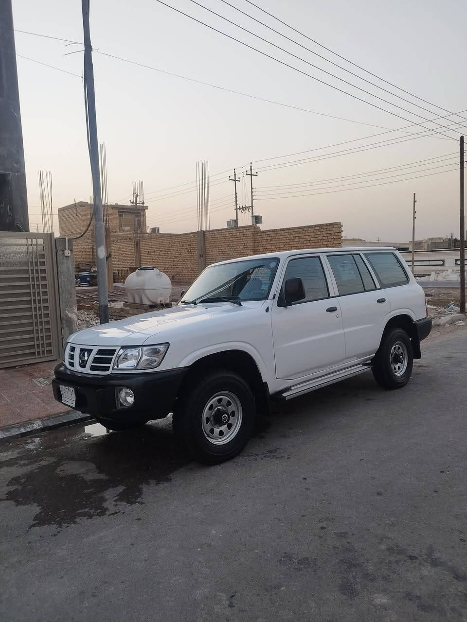 نيسان باترول للبيع موديل 2003 سياره جديده 
***********
