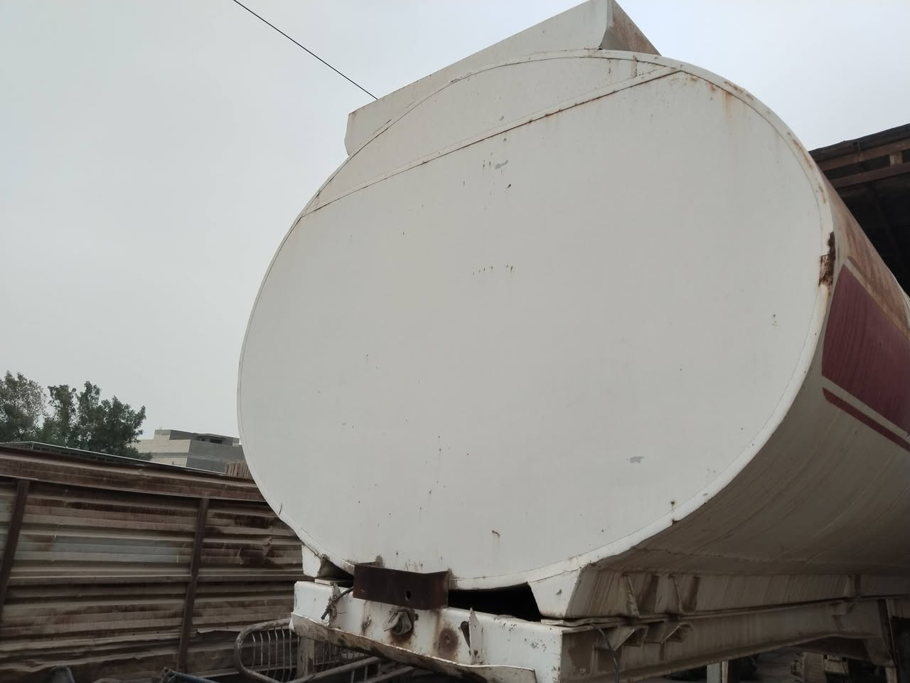 تانكي خزان نظيف للبيع عنوان حله شارع 80 اتصال ***********
