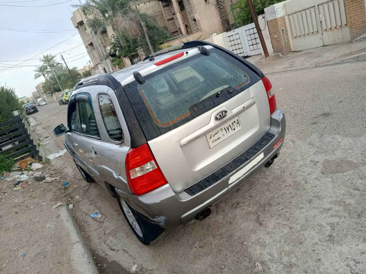 سلام عليكم
سبورتج موديل ٢٠٠٧ مصبوغه عام 
السيارة كير ومحرك حلوات 
تخم تاير جواها نضيف
كهربائيات شغاله 
صدرها جديد
سيارة رقمها بغداد صدامي بسم شركه 
سعرها ٤٥ ورقه 
يراد لها ملاحظات بسيطة 
بغداد البلديات 
***********
