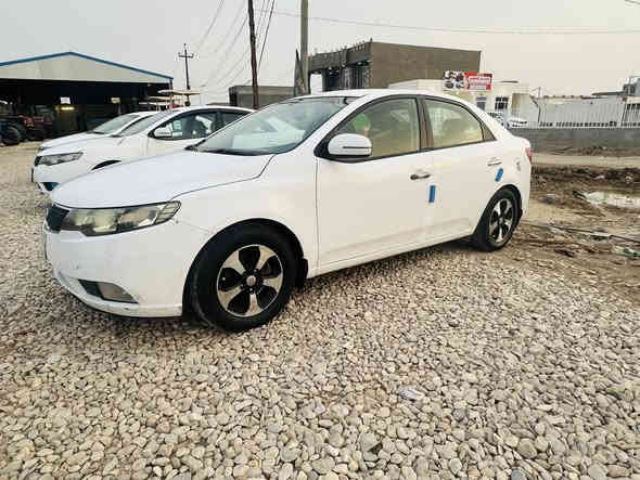 السلام عليكم 
سيراتو 2013 اربيل تحويل و وكالة مضمون نص مواصفات كير محرك حدادية تبريد تخم تاير مانقصه شي قطعتين صبغ وشويه بالباب فقط كما موضح بالسونار السعر 88 وبيه مجال الشراي فقط يتصل
واسط الزبيدية
***********
