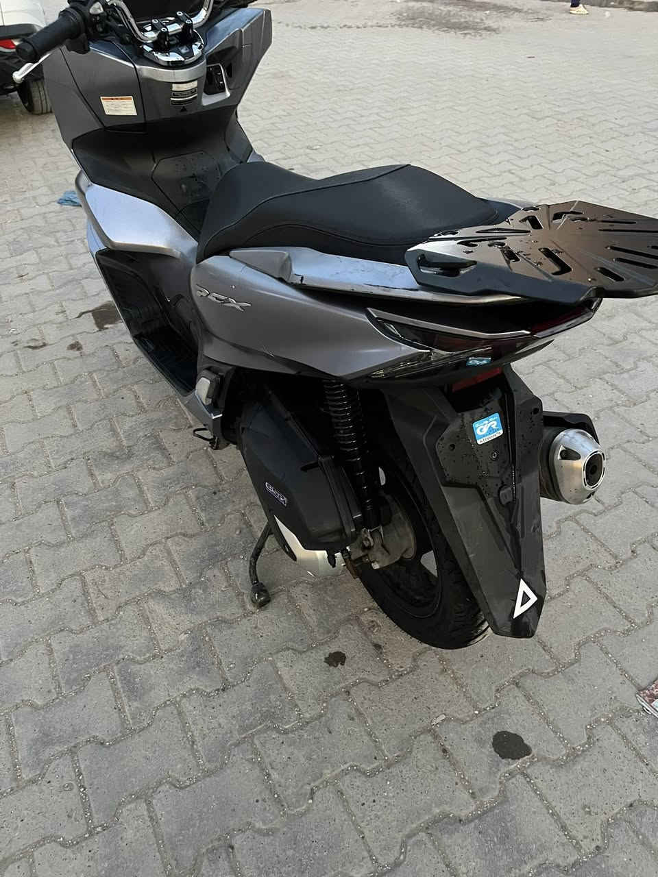 دراجة بي سي اكس جيل الرابع مديل 2021 الدراجة مابيها كل نقص عل بلاد اخذتها من الرمبه قبل اسبوع اورقها موجودة مكاني بغداد الاعظمية السعر 18 وبيها مجال ***********
