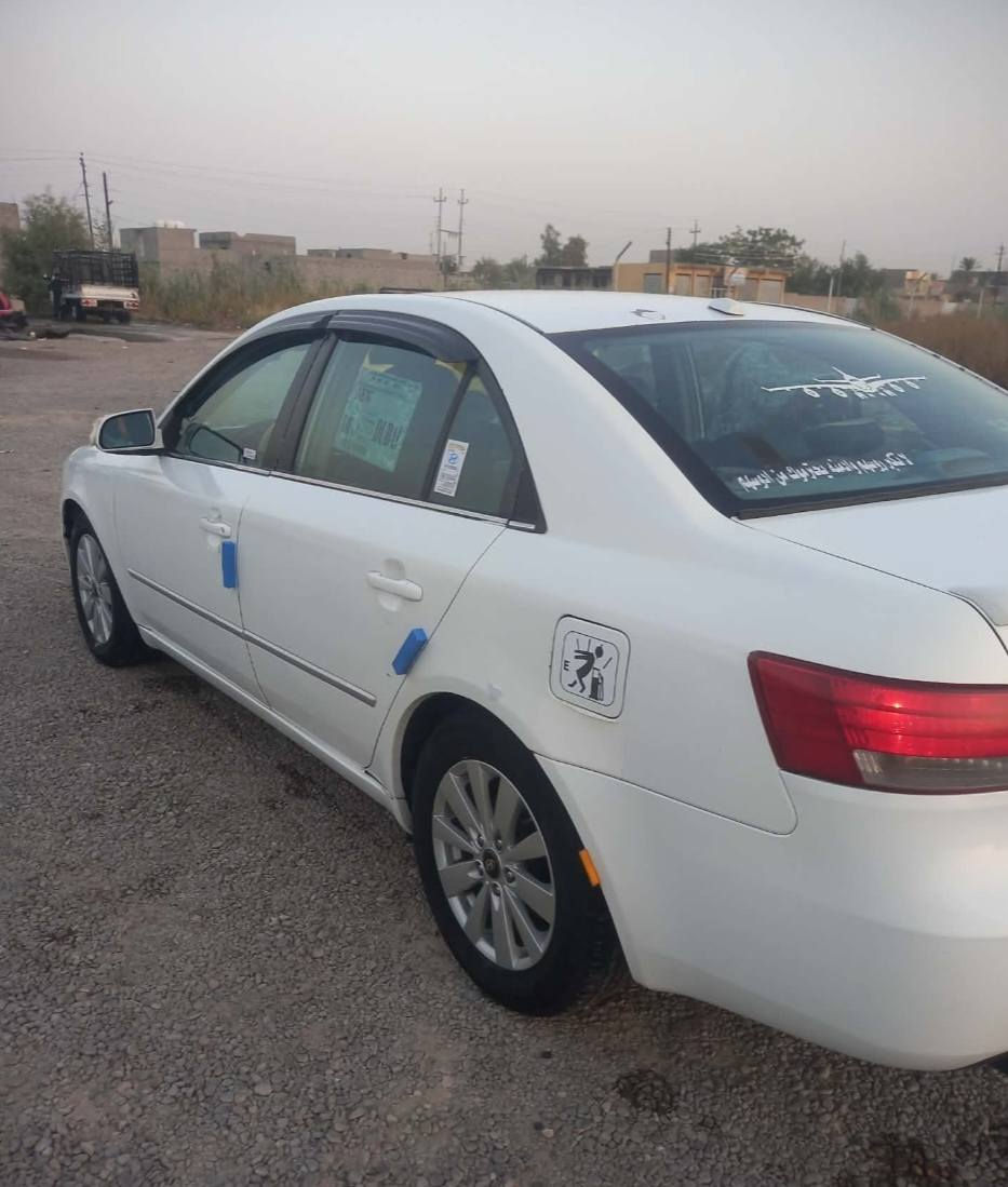 السلام عليكم سوناتا ٨ امريكيه ضرر جاملغ خلفي بدون دواخل سياره جاهزه من كلشي رقم بغداد الجديد كير ومحرك حاويه وشرط الفحص تدفئه وتبرد ثلج شاشه وكامره كشن كهرباء تحكم ستيرن حداديه امامي وخلفي جديد تخم تاير جديد صبغ حزام ع أيدي وعندي صور قبل الصبغ السعر ٩٣ وبي مجال حك الجيه بس ٦ سلندر جاهزه للأخير والله العظيم فلس واحد مذب عليه وكل الكلام بشرط وغير الكلام حتى كروتك عليه مكان سياره ديالى الخالص *********** ماعجبتك نورني بكلمه حلوه مثل وجهك الطيب وشرط التحويل سنويه لل٣٠
