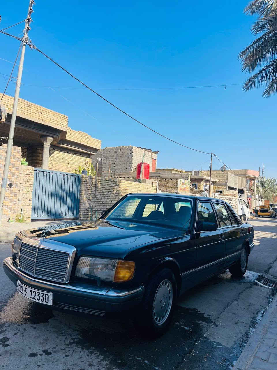 مارسيدس رئاسي موديل 1990 محرك بلادي 
تحويل مباشر بأسمي 
مكينة وگير وحدادية 
وتبريد خير من الله 
رقم بغداد بأسمي تحويل ثاني يوم السعر 52 
للأتصال *********** دهل اوران, واسط
