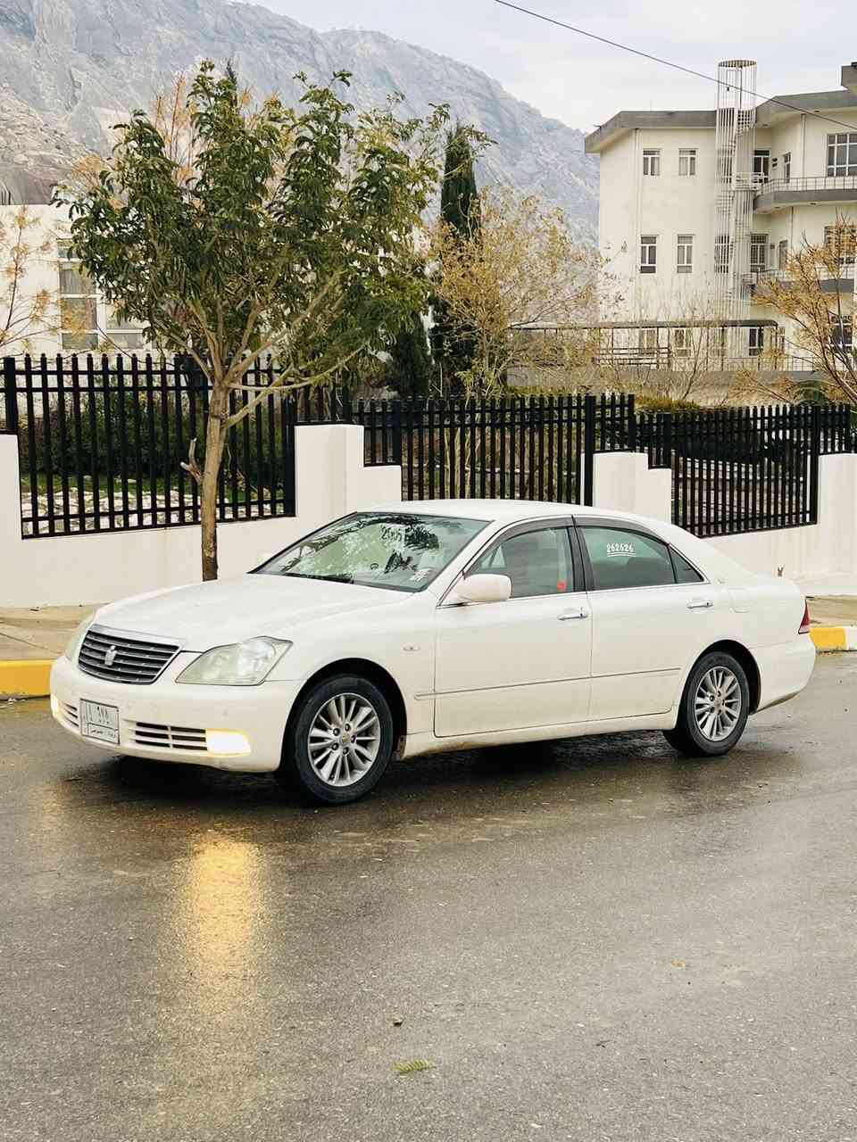 شاھانە بەس موس سپى ناو زەرو گێڕو مەکىنە بچوک180کەم بەنزىن خۆر ئاڵتونى بازاڕ دىنارێ مەسرەفى نىە ماڵانە کۆدى بۆکراوە بەشەرتى اوەى سەقفى بۆىاخ نەبێ حىزام بۆىاخ نەبێ  سەىارەکە زۆر جوانە چاڵو شوختى نىە سعرى61مەجالێ کەم  لە دەربەنىخانم***********
