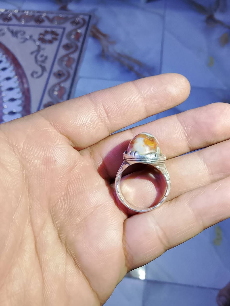 خاتم سليماني العين صريحه احمر التفاصيل خاص او واتساب***********
