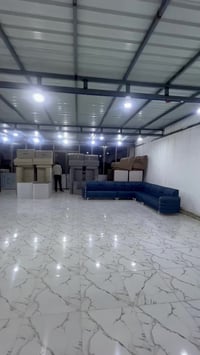 لو تلحك لو ماتلحك ب 350 الف وتوصيل مجاني  فقط في معرض السلطان  0780685...