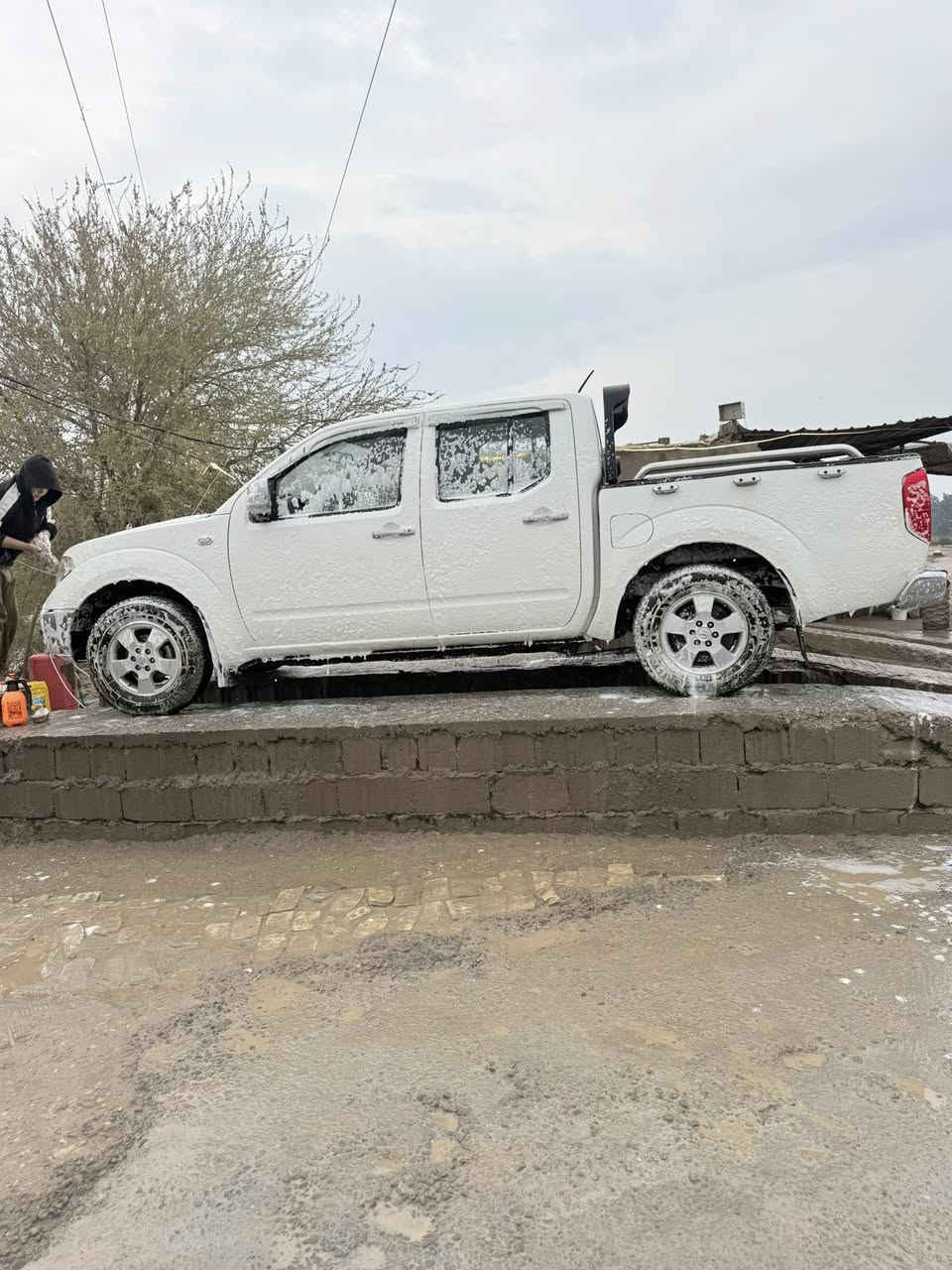 السلام عليكم
نيڤاره للبيع ٢٠٠٨ 

رقم صلاح الدين 

محرك كير مكفول 

سياره نضيفه مال جني 

السعر ٩٠  وبيها مجال 

مكان بغداد

 الرقم ***********
