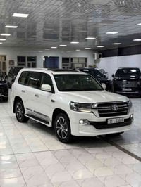 ماشي60 اصل   السعر.   570 مكفوله من الصبغ والبارد وشخط كفاله عامه   بس...