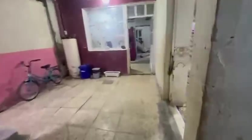 بيت للبيع المساحه 144) قطاع 74) عكاده طابقين يحتوي على استقبال + مطبخ + غرفتين + ملحقات الطابق الثاني ثلاث غرف نوم + ملحقات السعر 140 وبي مجال الاستفسار والاتصال ***********
