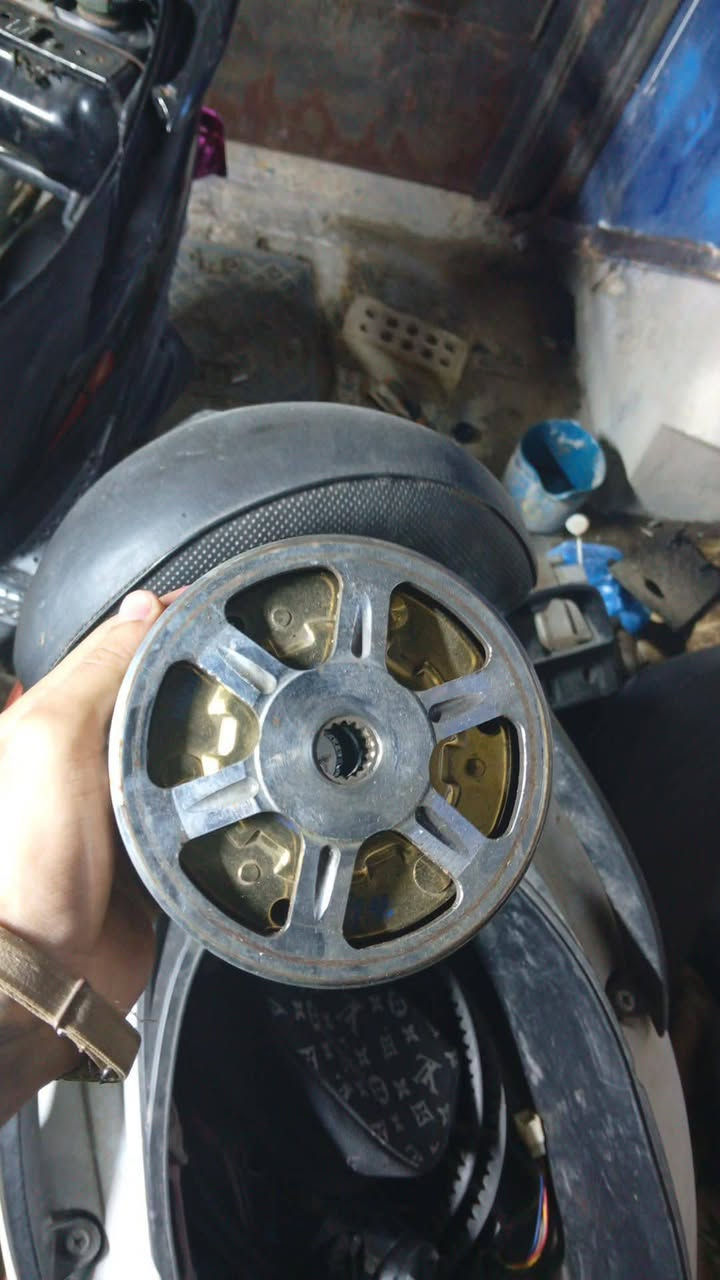 حبايب تزويد سكنس فحل اصلي مو تجاري اليدور شي ميت وتجاري وتعبان ليطبلي
كور تتمارك بلجيس كامل ولفات جديده ابيع ع شغل
بوشه تتمارك ٦٣هيه وبستمها حلوه ونضيفه  والفشكه محفوره ٦٣بيها دراع شمس جتوف كبار 
صدر Dy شخط مابي ع شغل
فج وصينه برمبو اصلي 
هاوزن قطعتين 
قبق بانزين بوش قطعه وحده بلعراق قليل كلش 
ستاند بوش 
فراك ان سي وأي اصلي 
قطره اكسل 
قطرة دهن 
جويتر كوسو اصلي ع شغل
نوزل تيماكس ١٢زرف
كلجات مطابق WFاصليي 
بكلايت مشمشي خليه اصلي 
عضمه سكليتر ان سي وآي اصليه 
يدات بريك انسي واي اصليه 
دشبول ٣الوان كله شغال ع شغل ابيع
فلتر شوته الياف اصلي 
جوين كوسو حتى جوين مال شوته كوسو
قباقه مال كور اصليات 
قبق جوزه اصلي انسي واي
قبق شاصي انسي واي 
وايشي تحتاج من بقيه كهربائيات عقل موجود ع شغل 
شباب اليدور شي نضيف ومرتب يدخلي خاص  شلع مابيعها ابيع تفصيخ فقط لا اراوس ولا ابيع شلع توصيل موجود كافه المحافظات تدزلي عربون واحجزلك القطعه مكاني بغداد غزاليه ***********   متواجد واتساب
