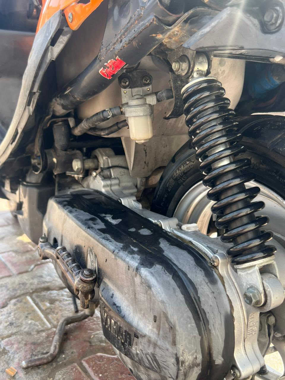 سلام عليكم دراجه ام تسعه للبيع مكينه مكفوله ما ناقصه شي الدراجه فقط تريشه ضايعه السعر550 
***********
