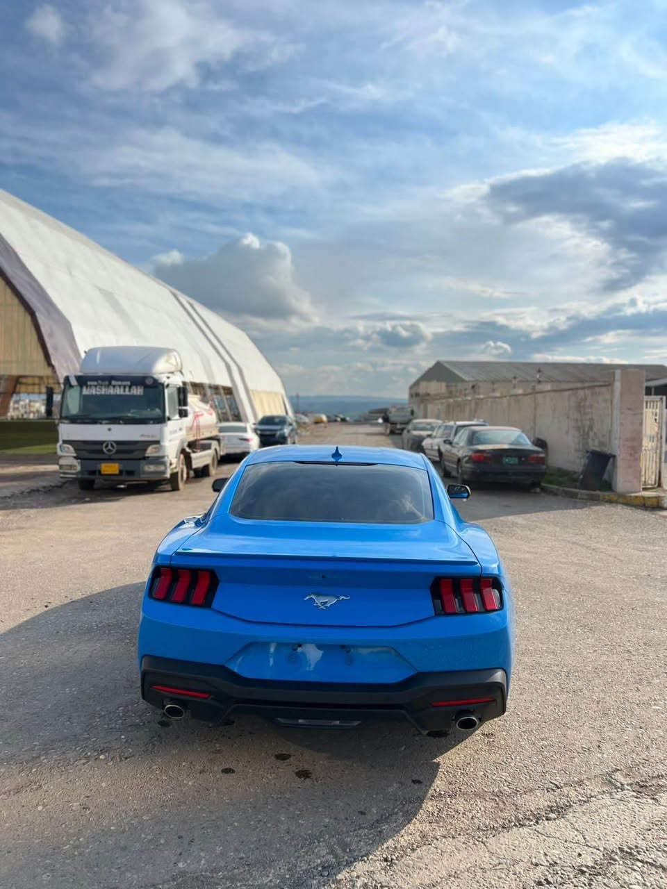 موستنك موديل ٢٠٢٤ بريموم
فول مواصفات
شاشة متصله 
كشنات تدفئه وتبريد
رادار امامي 
رادر جانبي
٦ اوضاع قياده 
تحديد مسار 
نزلت صوره لرقم الشاصي بل نسبه للحادث
قطعه وحده صبغ بس بنيد
السعر 215 وماكو هيج سعر بل عراق كله وهيج لون
السياره مكانها دهوك عقره رقم كاتي 
اي تفاصيل هذا رقمي *********** بغداد, العراق
