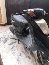 شباب دراجه بريز للبيع دراجه نضيفه شغاله على الفحص تجي تفحص وتاخذ بس ال...