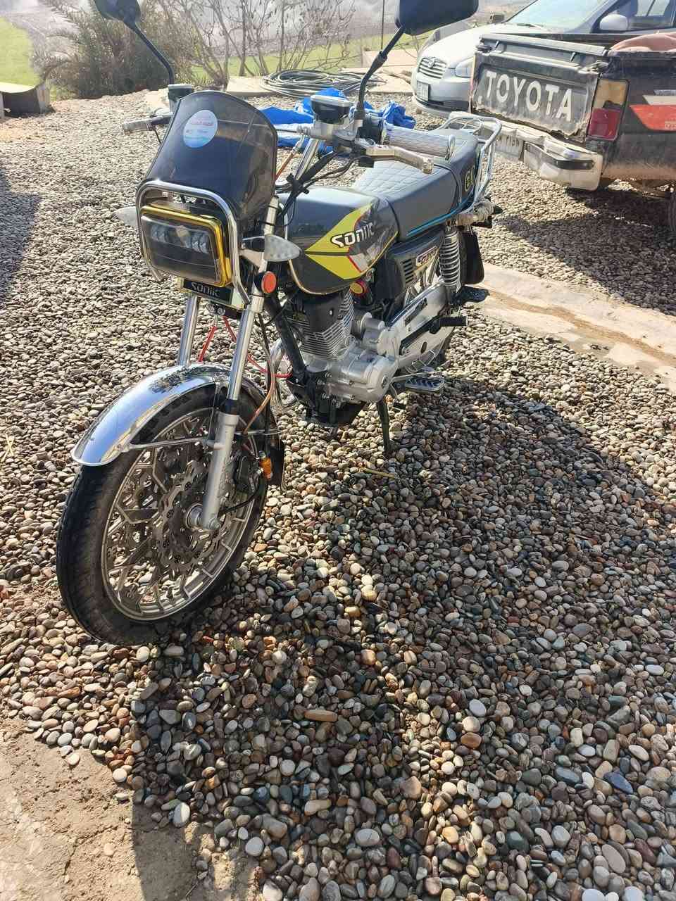 السلام عليكم
ماطور للبيع 

دبل دسك 

سونك 2025

نظافه كدامك الصور 

سعر

825 بي مجال 

مكاني الحويجة قرى الحلوات 

رقمي ‏‪***********‬‏

وخاص مفتوح أيضا
