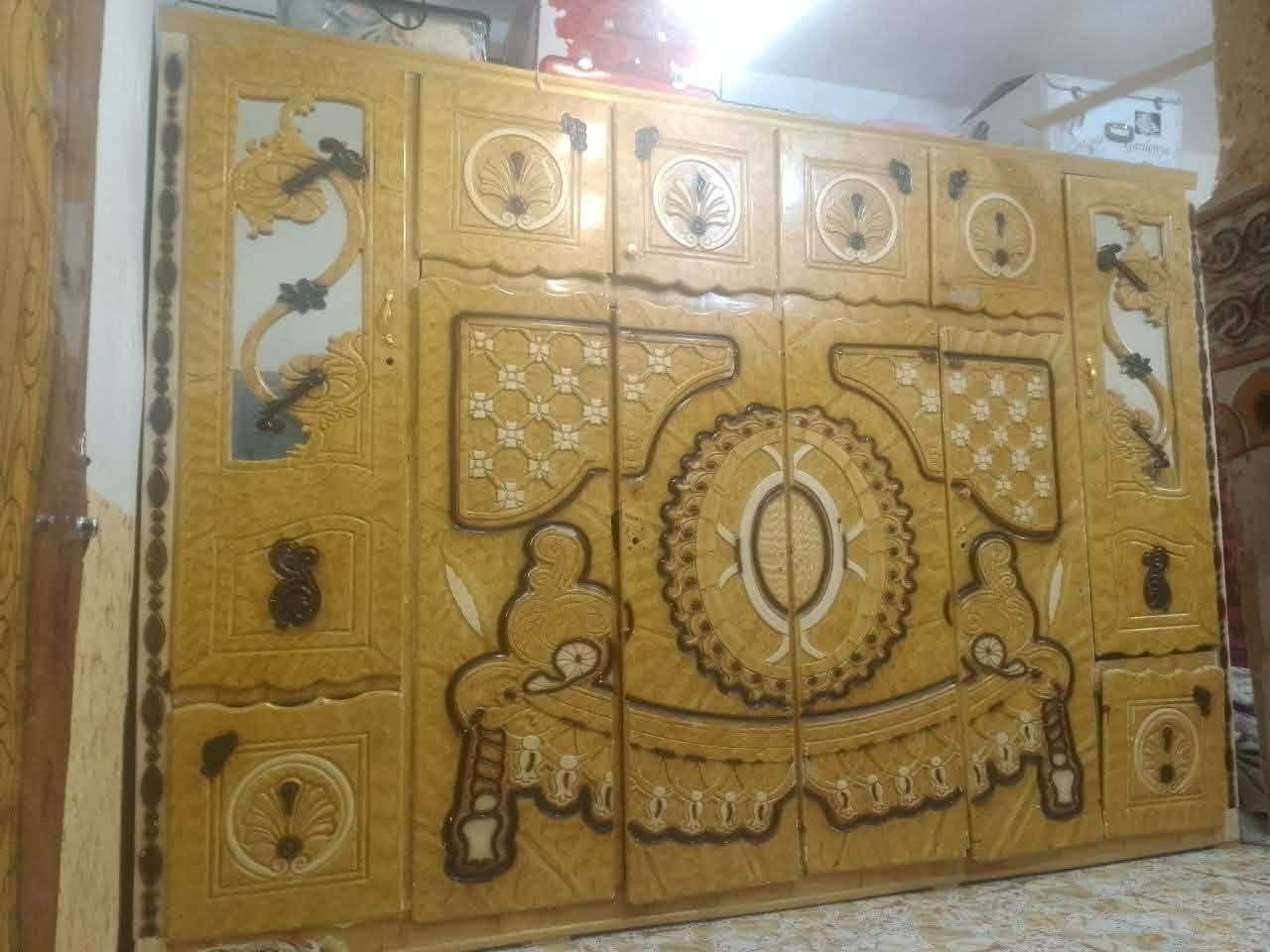 سلام عليكم 
للبيعع...

قيم وأخذ.   ***********
